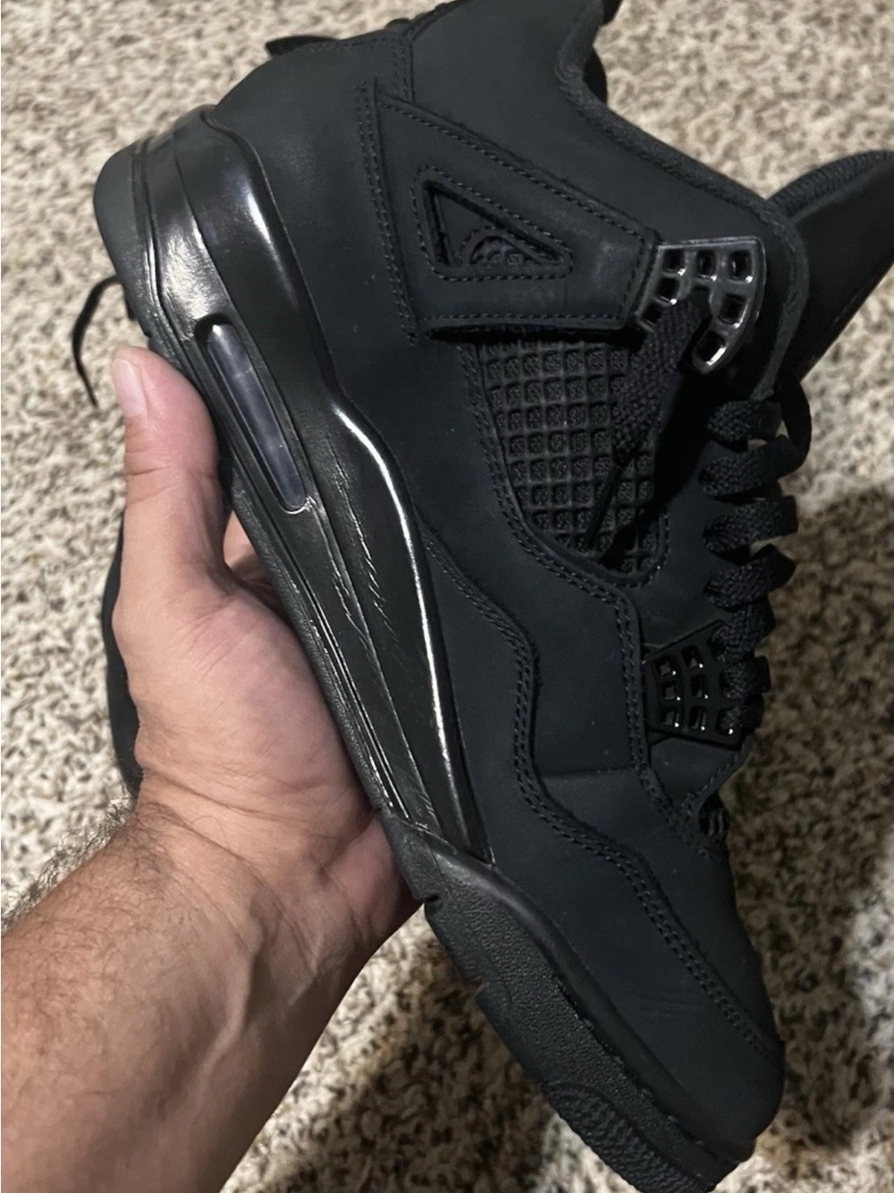 Men's Black Athletic Sneaker - Classic Performance Style